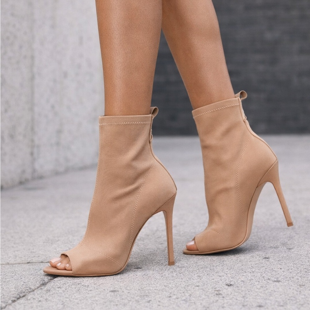 Cape Robbin Bouncy Nude Stretch Peep Toe Sock Booties Stiletto Heel Size 9
